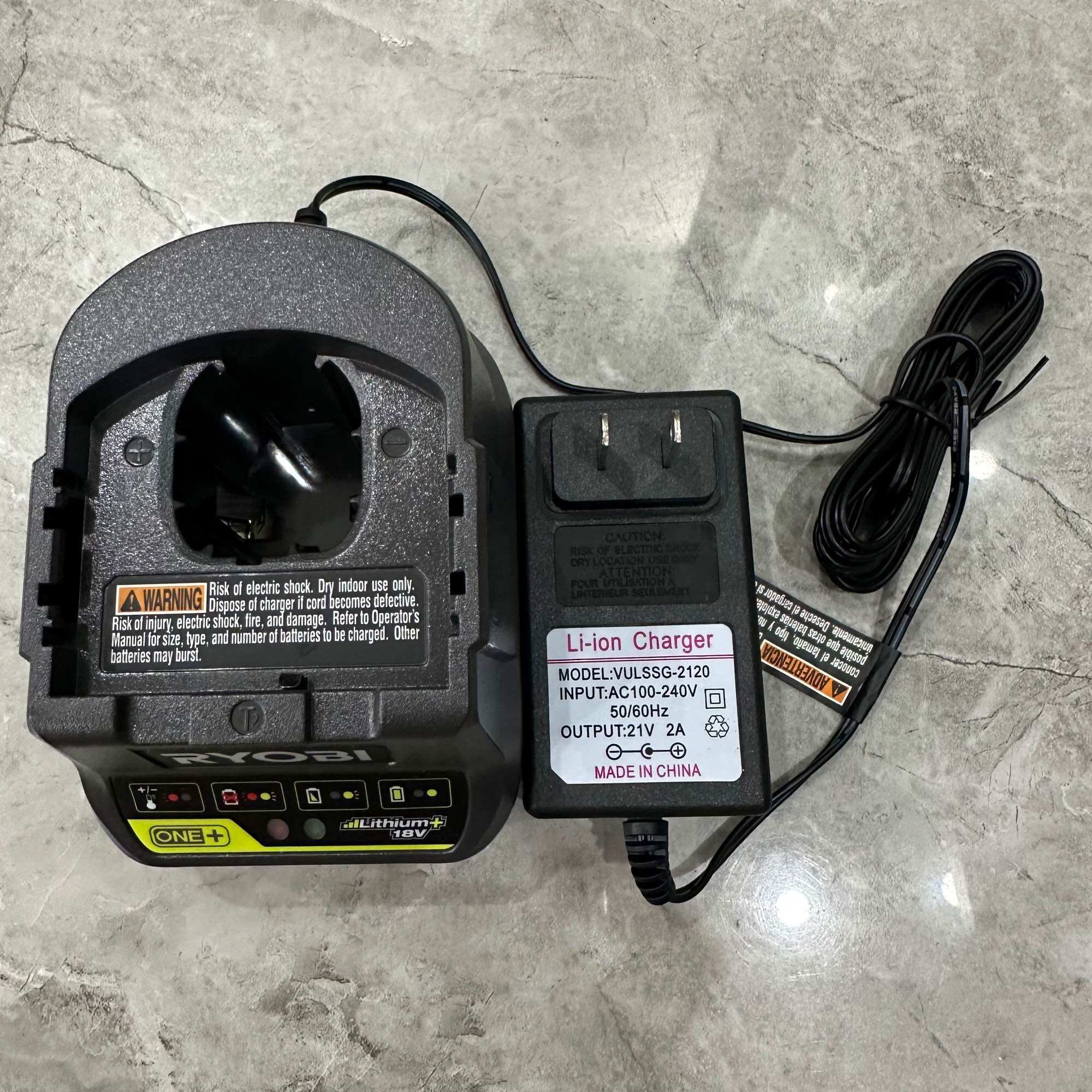 Sạc Ryobi 18V 220V