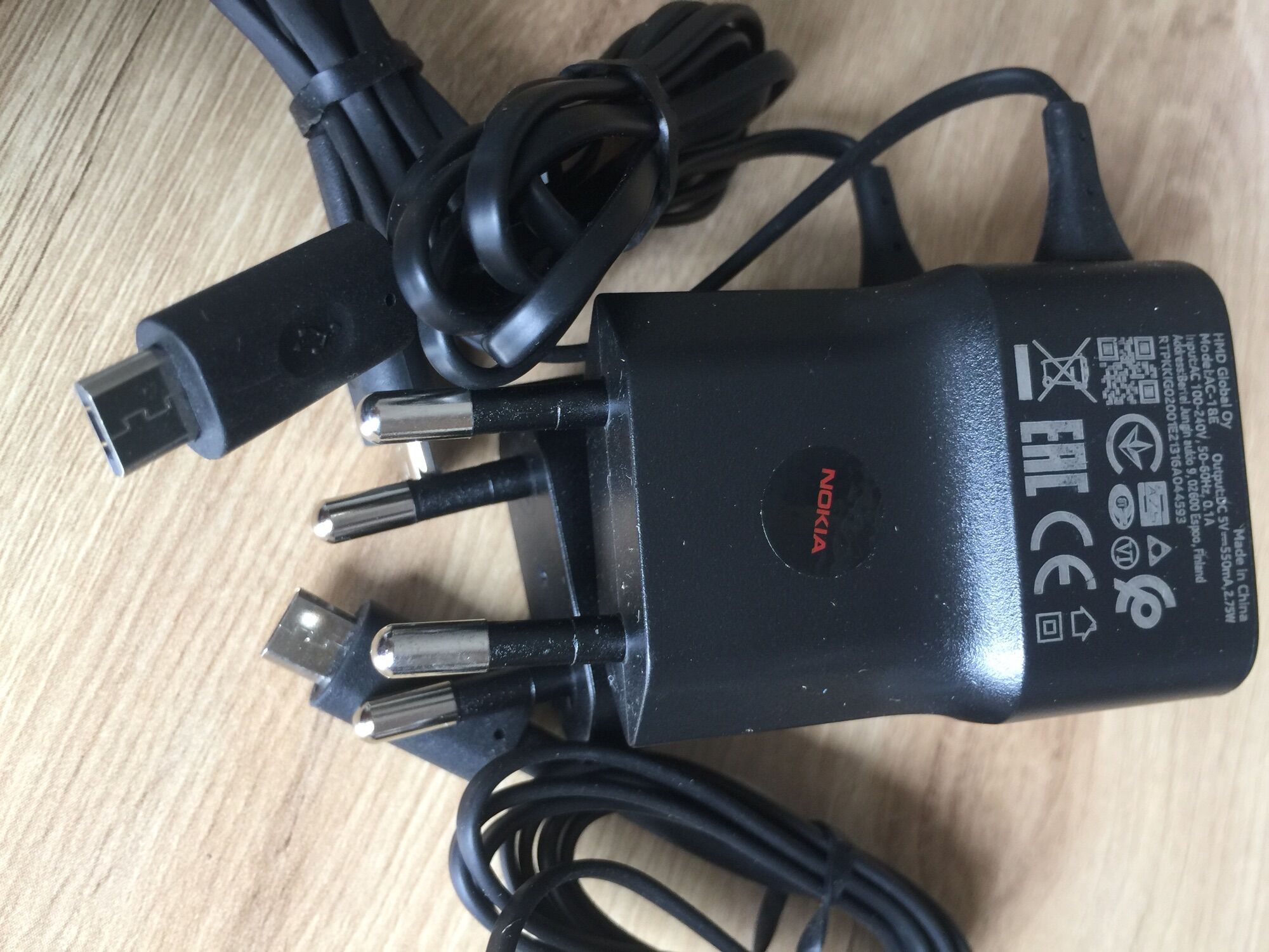 Sạc Nokia micro USB liền dây zin