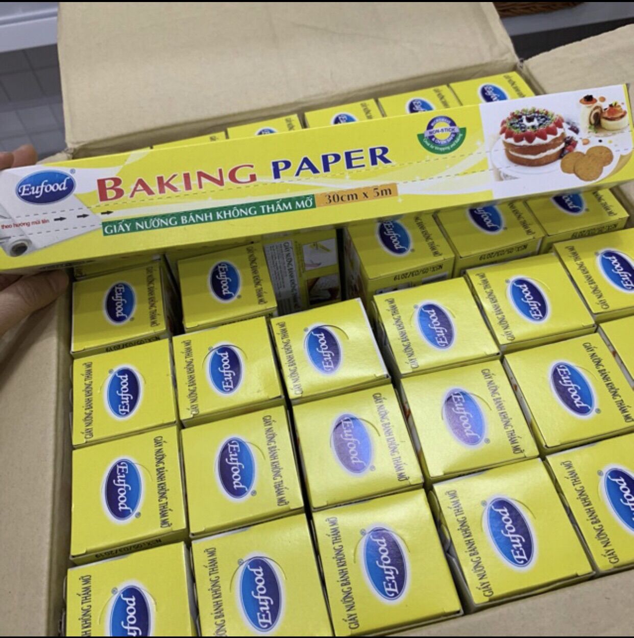 Giấy nến lót nướng bánh 30cmx5m