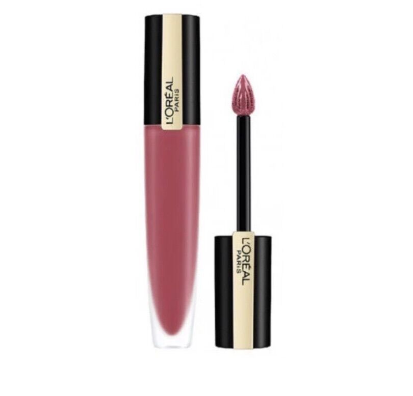 Son kem lì nhẹ môi Rouge Signature L'Oreal Paris Tông 121 I Choose
