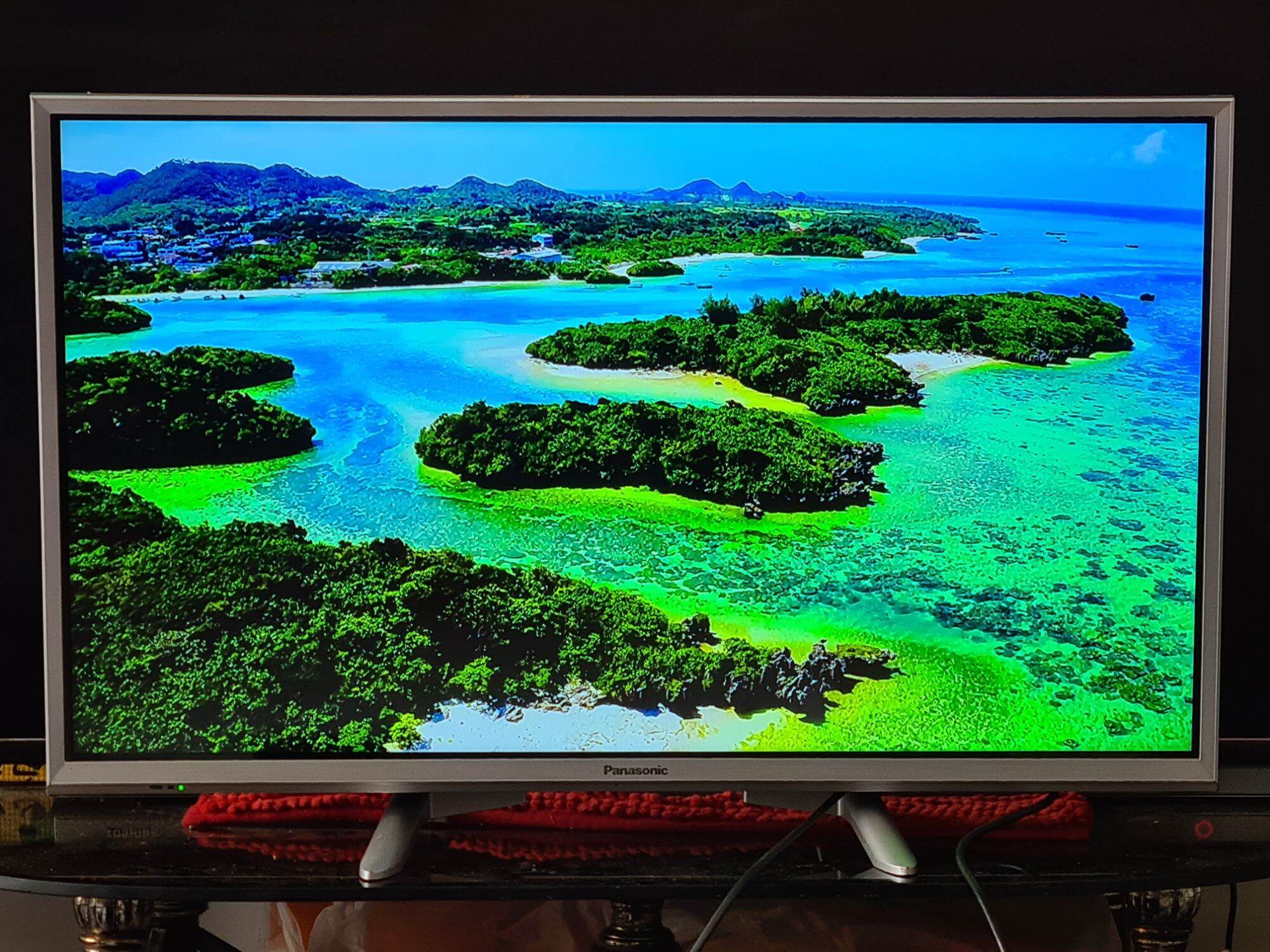 Smart tivi wifi 32 inch Panasonic