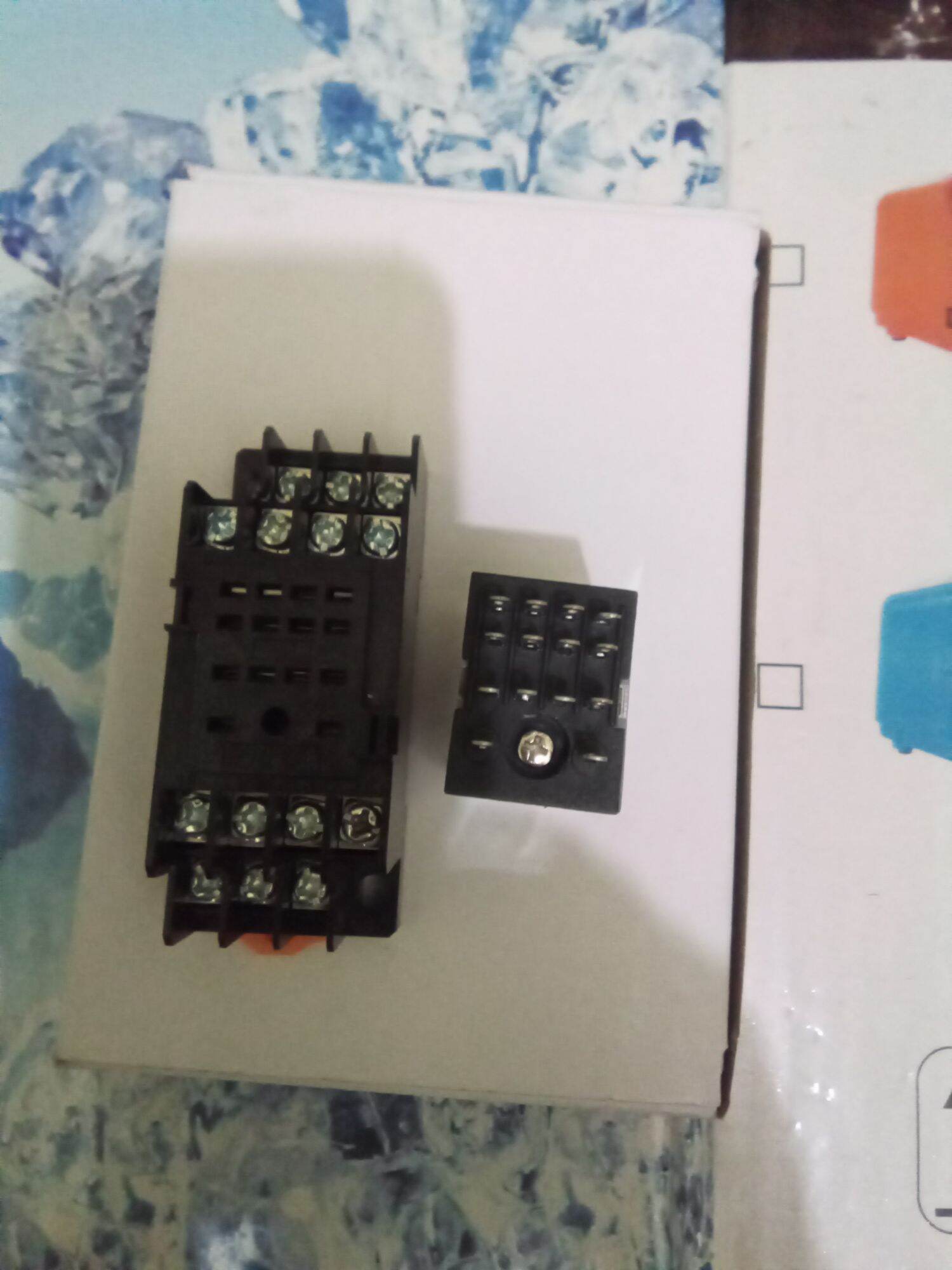 Rơ le trung gian 14 chân 220V