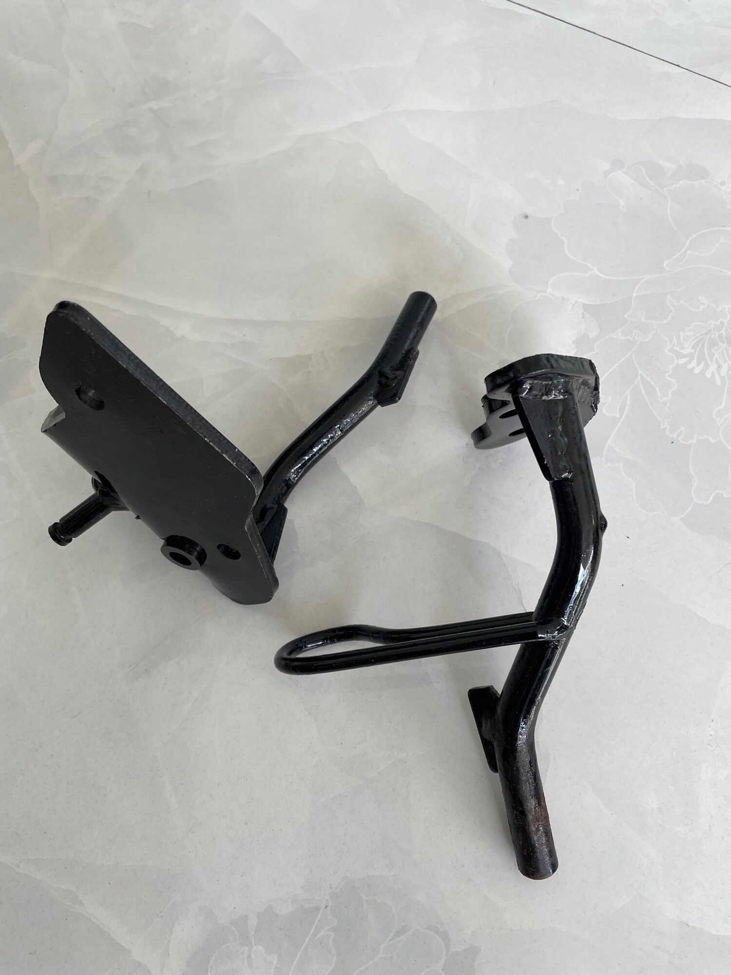 Bộ gác chân trước xipo