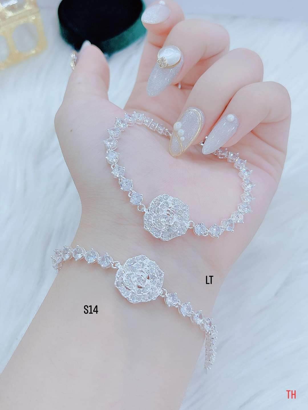 Lắc tay bạc nữ mới