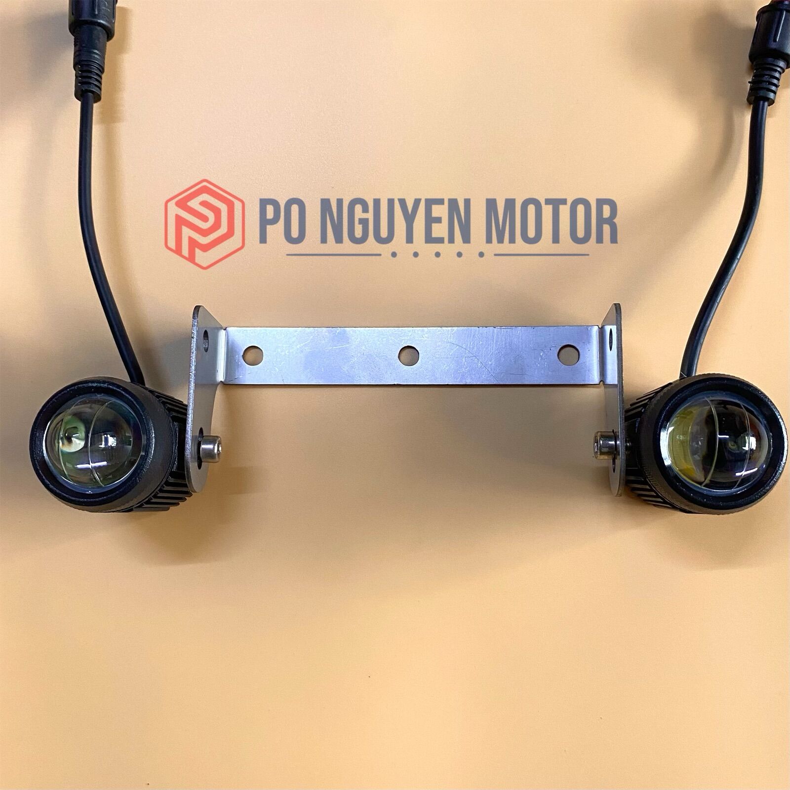 Pát inox lắp trợ sáng bi mini cho Wave A 110