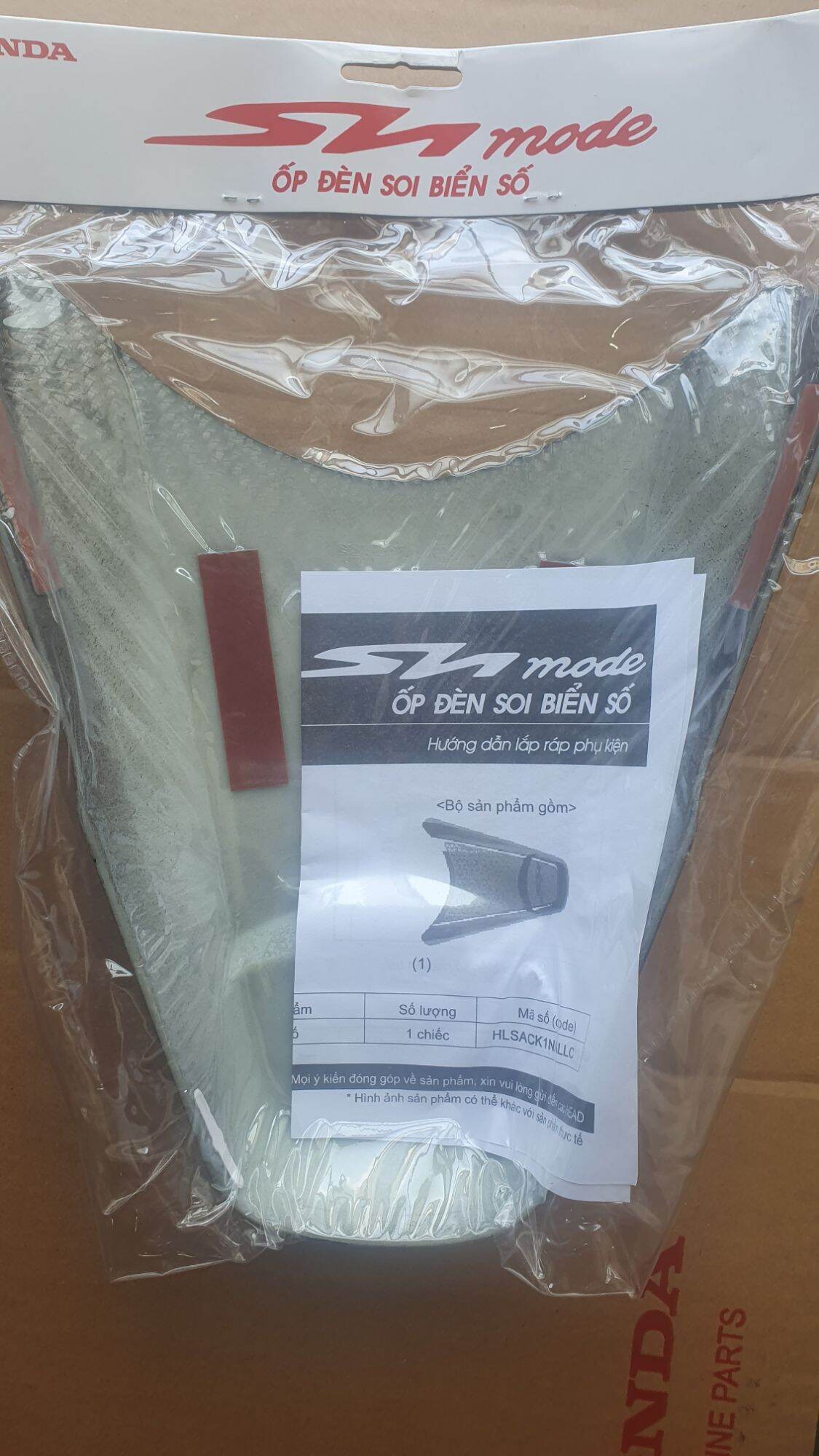 [HCM]PHỤ KIỆN SH MODE ỐP ĐÈN SAU CARBON