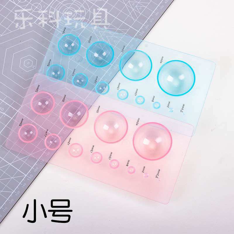 Khuôn nhựa chia đất sét tự khô