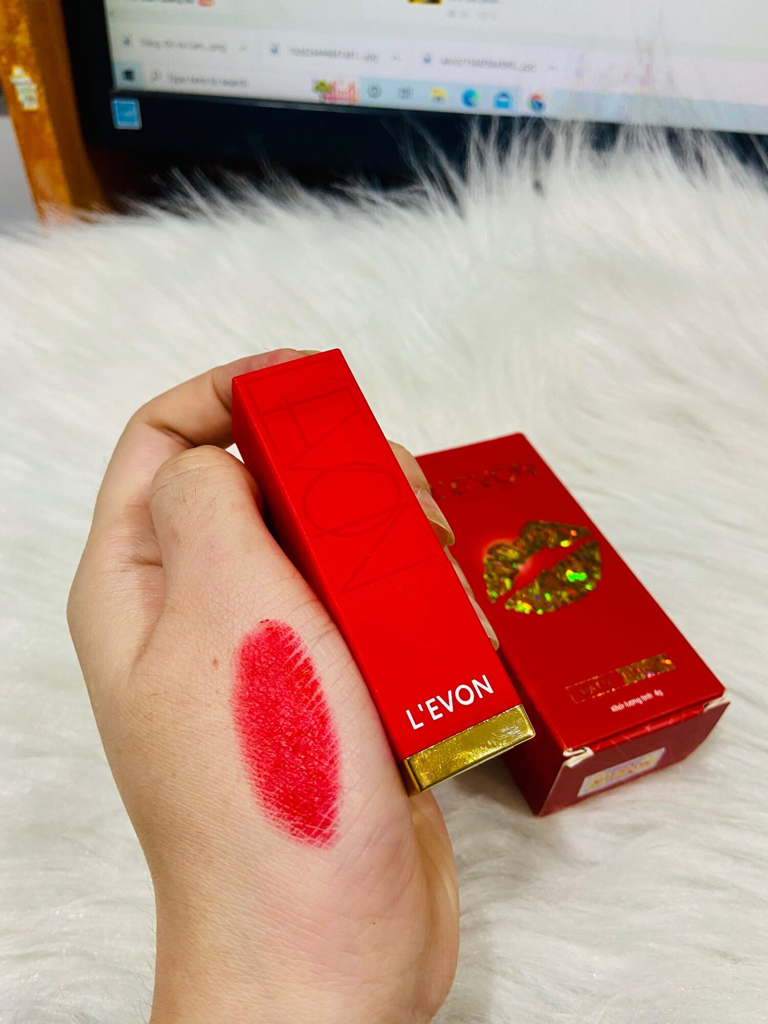 Son lạnh Levon