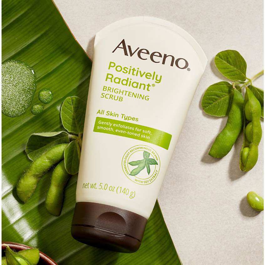 Sữa rửa mặt tẩy tế bào chết aveeno positivley radian skin brightening daily scrub 140g