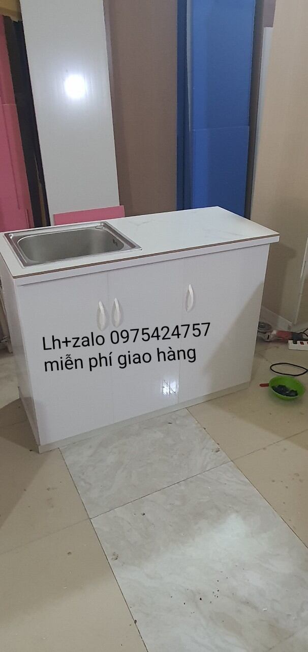 tủ bếp mini sẵn bồn mặt gạch