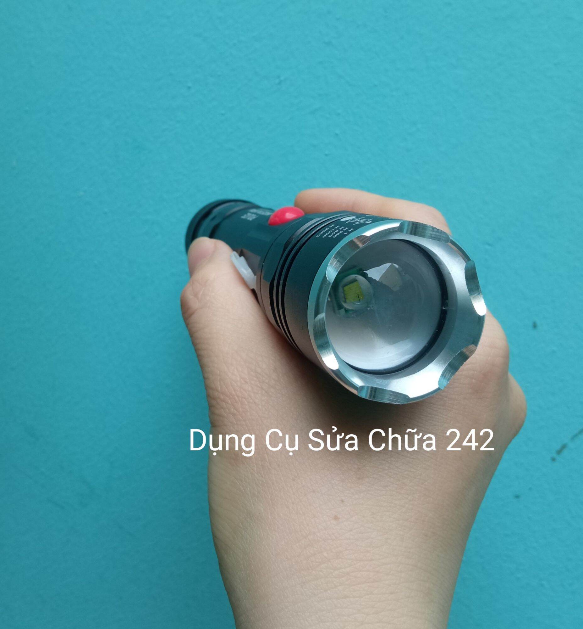 Đèn pin siêu sáng T6-26 sạc USB
