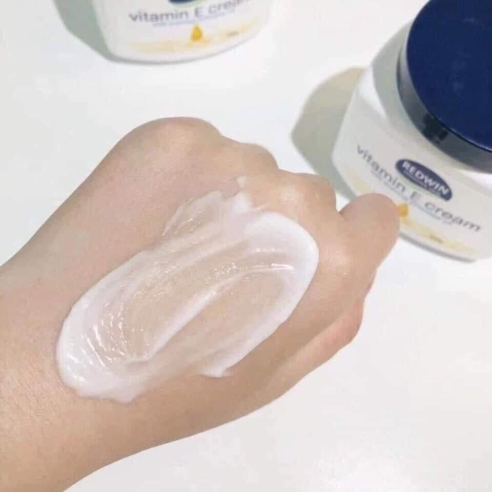 Kem dưỡng vitamin E redwin Úc 300g