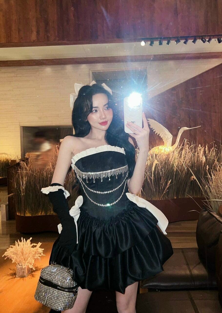 ĐẦM XÒE CÚP BÍ NƠ EO