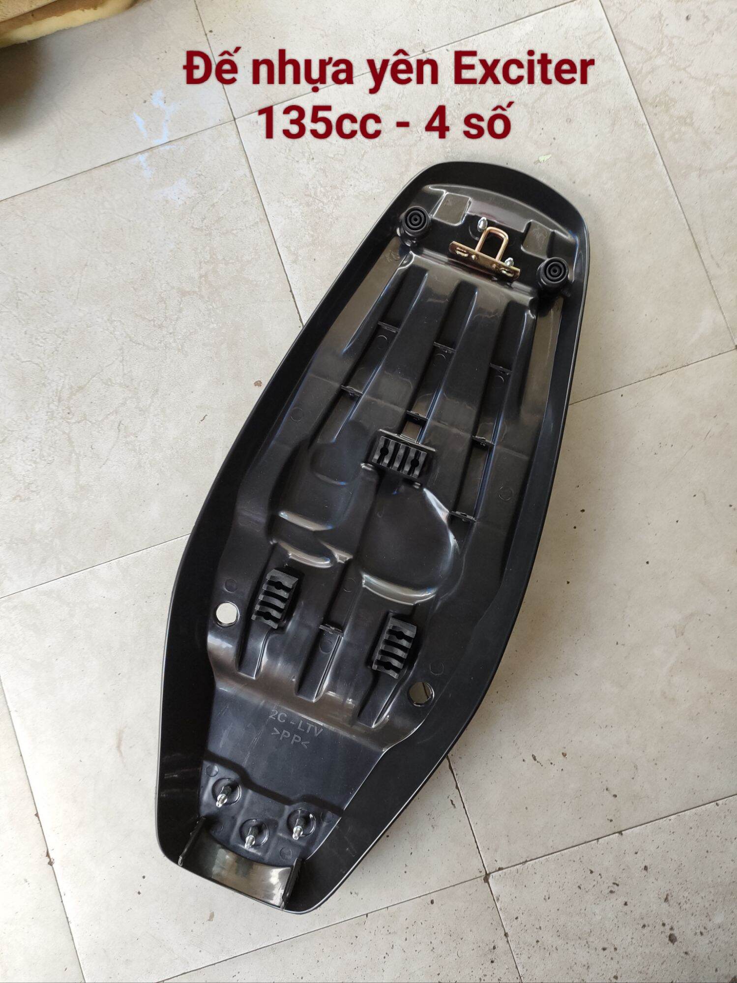Yên xe Exciter 135cc (4 số - 5số)form gọt - loại tốt