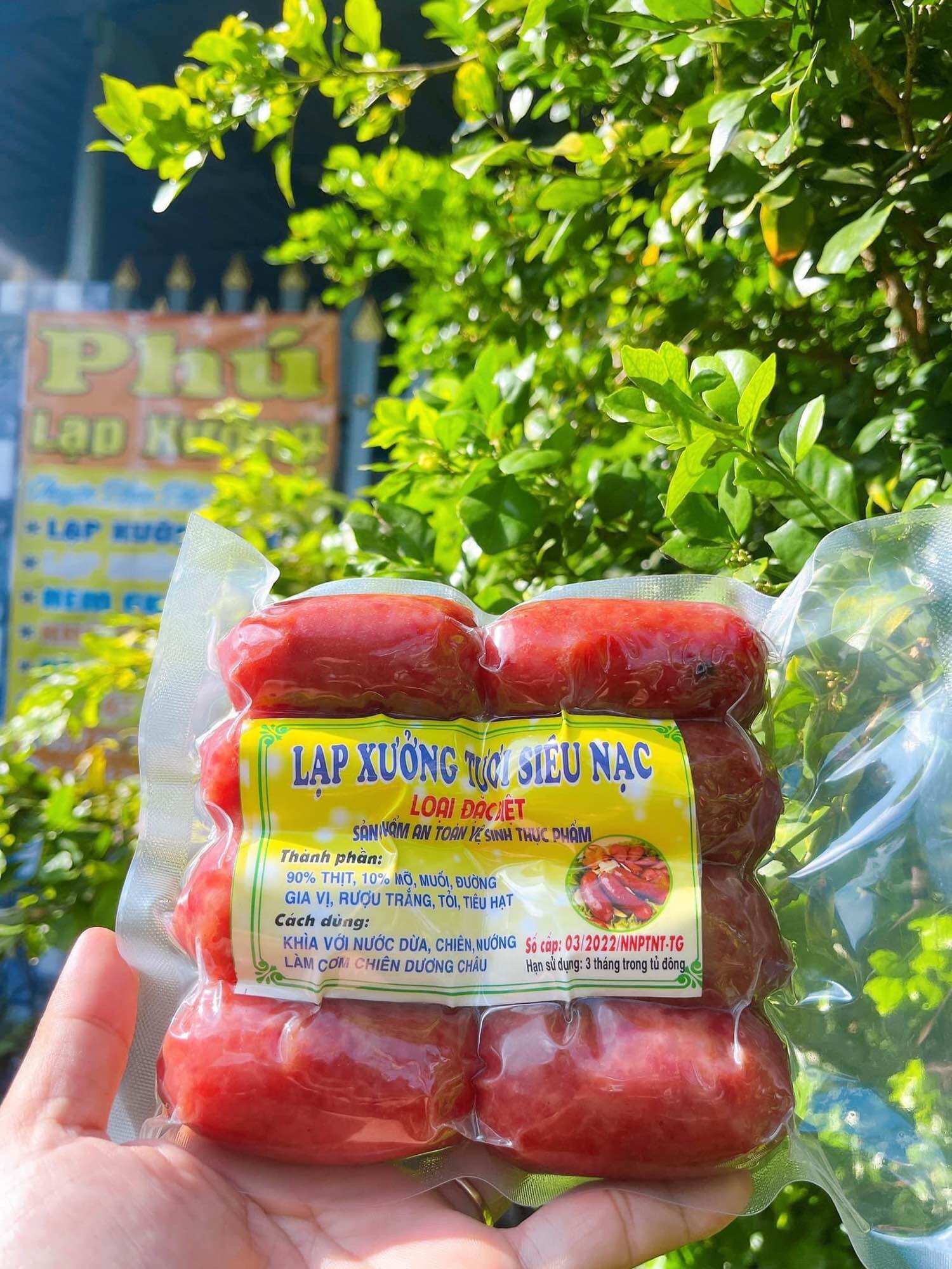 Lạp xưởng tươi đặc biệt Cai Lậy
