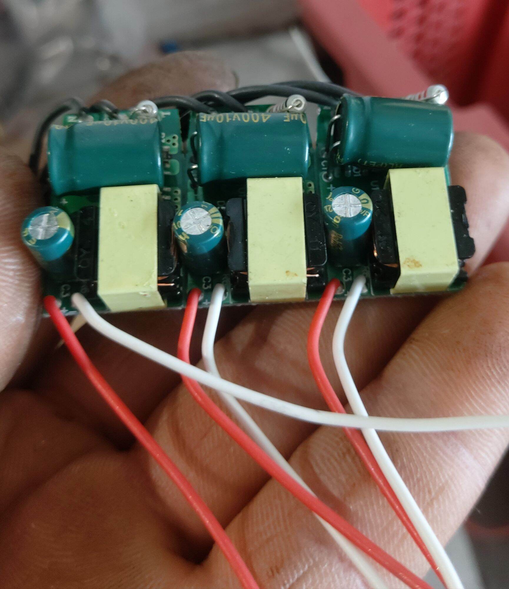 nguồn bóng bán nguyệt 60w 1m2. hàng đẹp chất lượng cao.