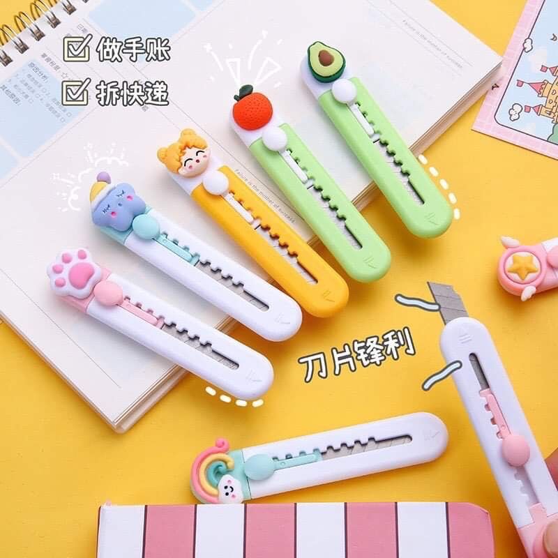 Dao dọc giấy mini gắn charm/hình chân mèo