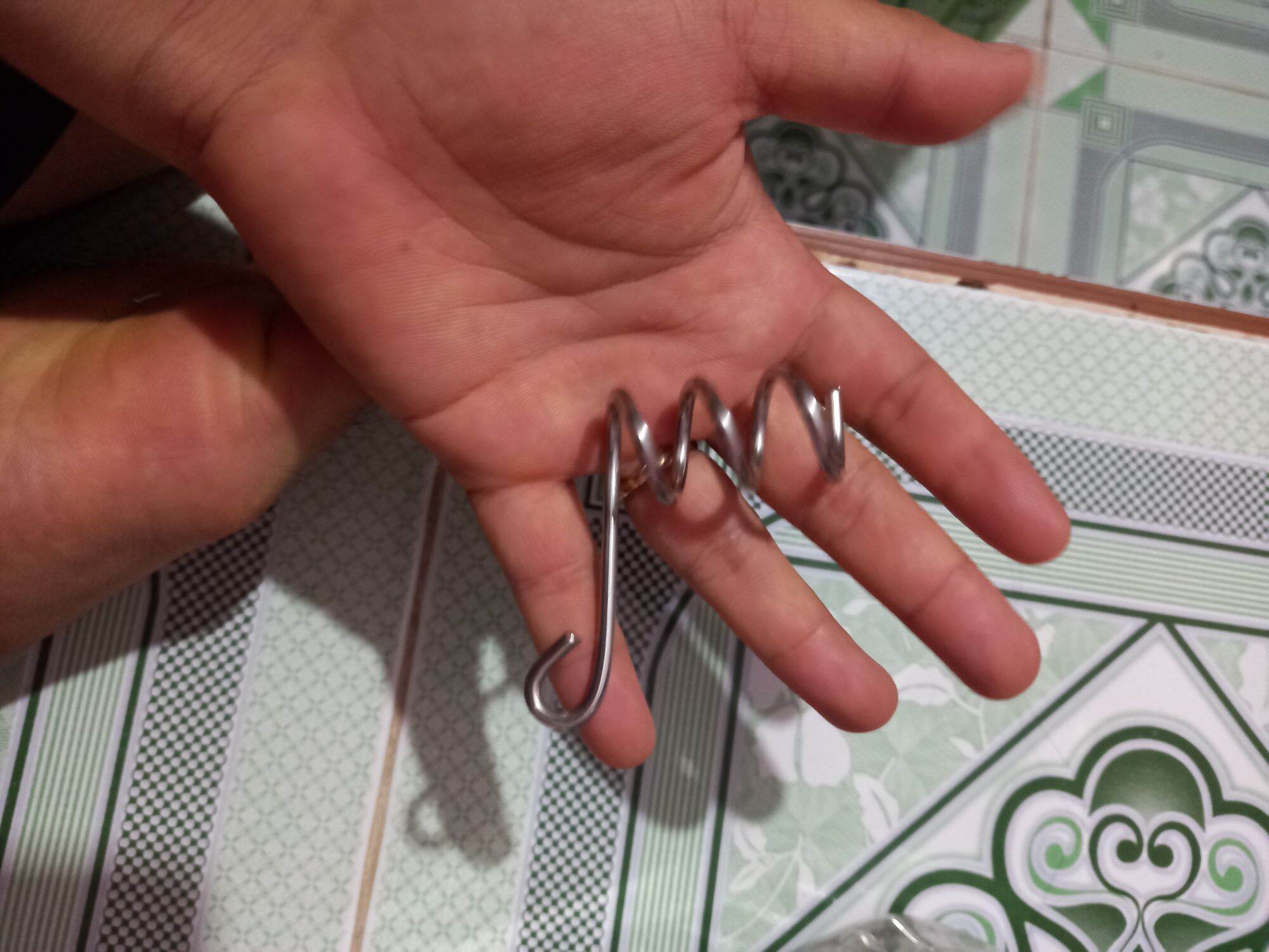 pas dây dầu inox