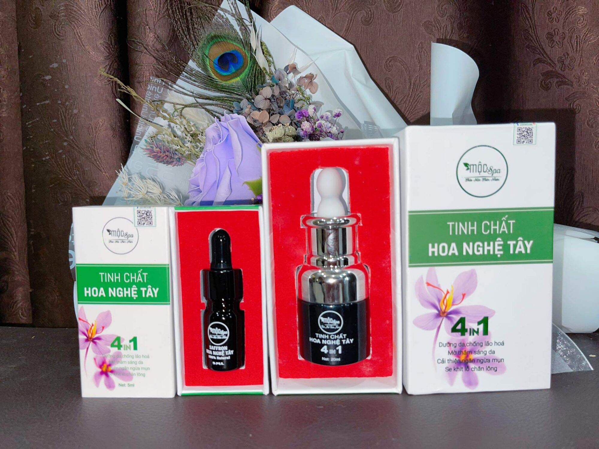 tinh chất hoa nghệ tây
