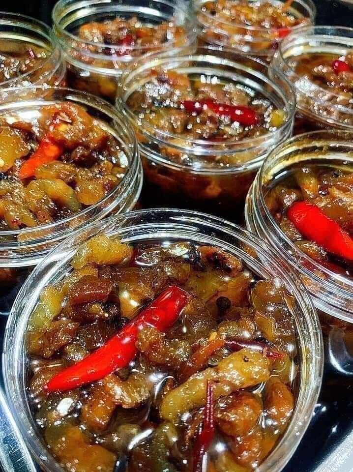 mắm kho quẹt Huế. 2 hủ