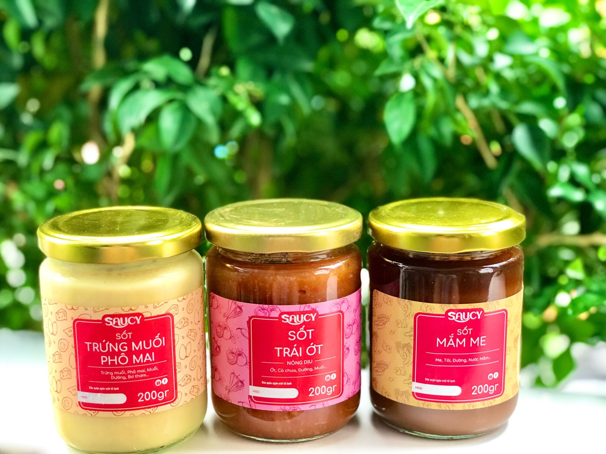 Combo 3 sốt mắm me + trứng muối phô mai + trái ớt cay dịu
