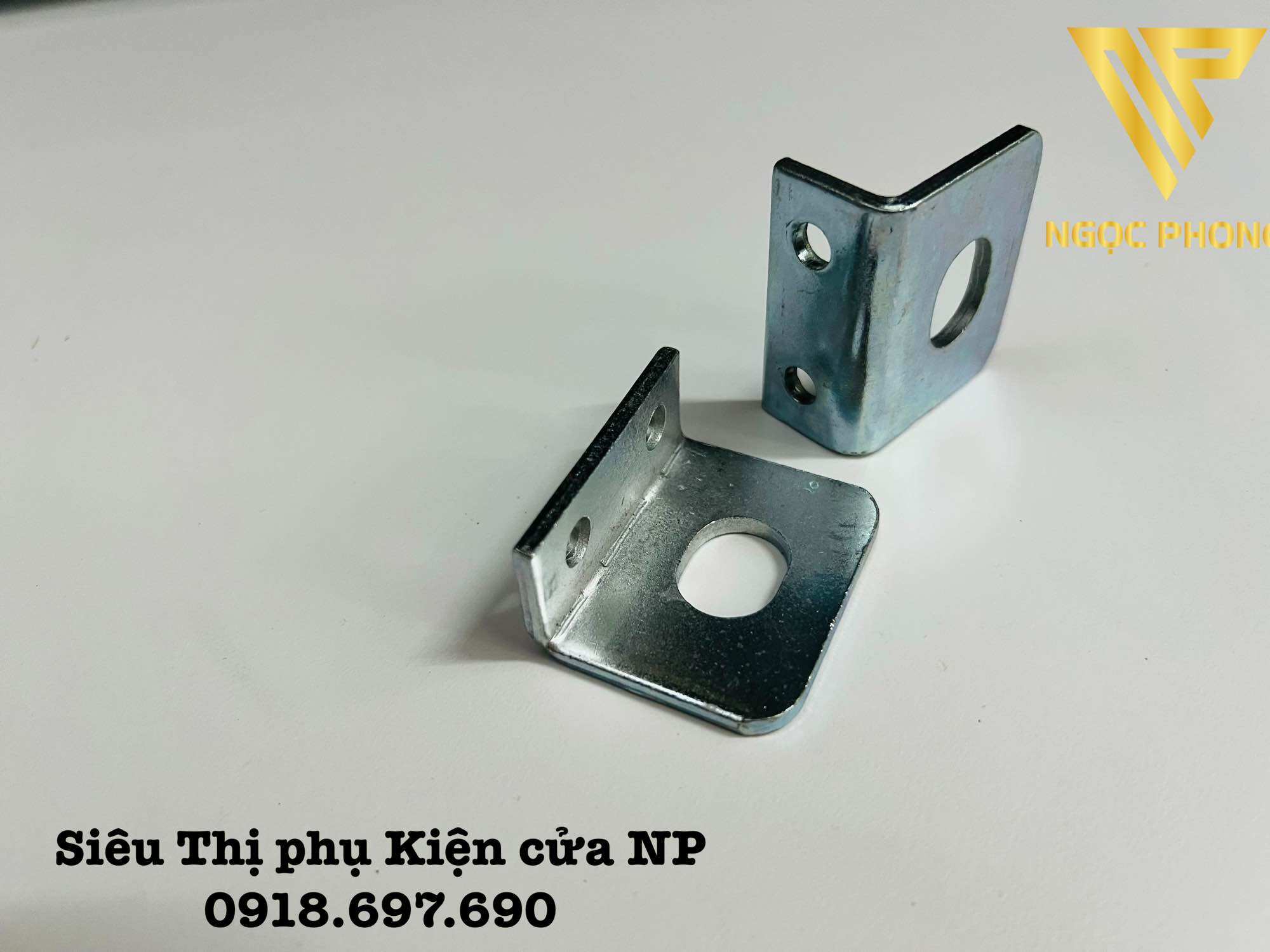 Bát móc cửa - bát móc ổ khoá