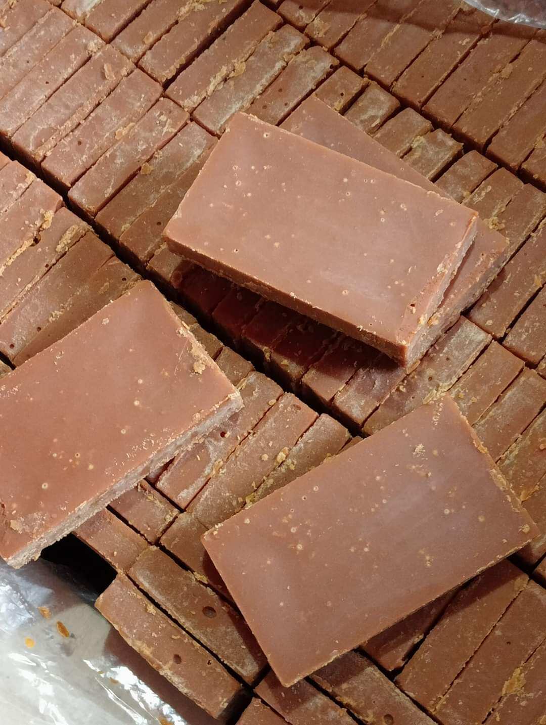 Đường phên đỏ . Gói 1kg