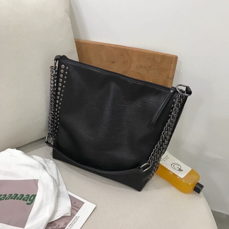 [HCM]Túi công sở da đinh siêu đẹp.