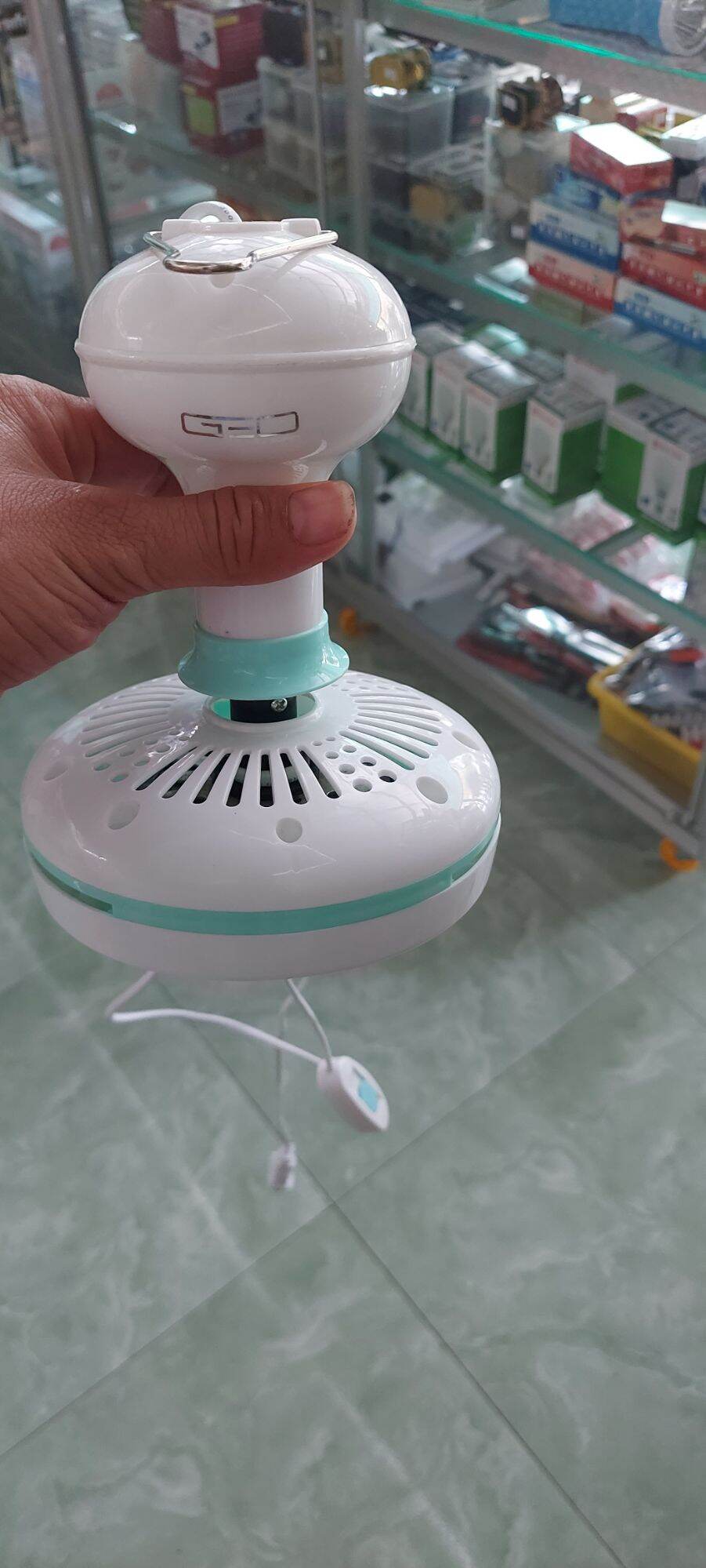QUẠT TRẦN 3 CÁNH MINI .