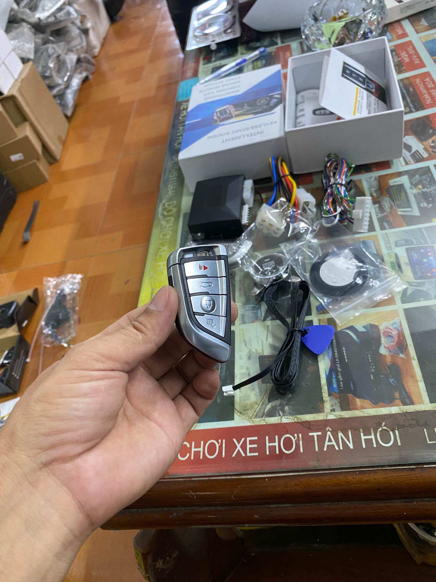 khoá cửa thông minh Startop đề nổ máy từ xa