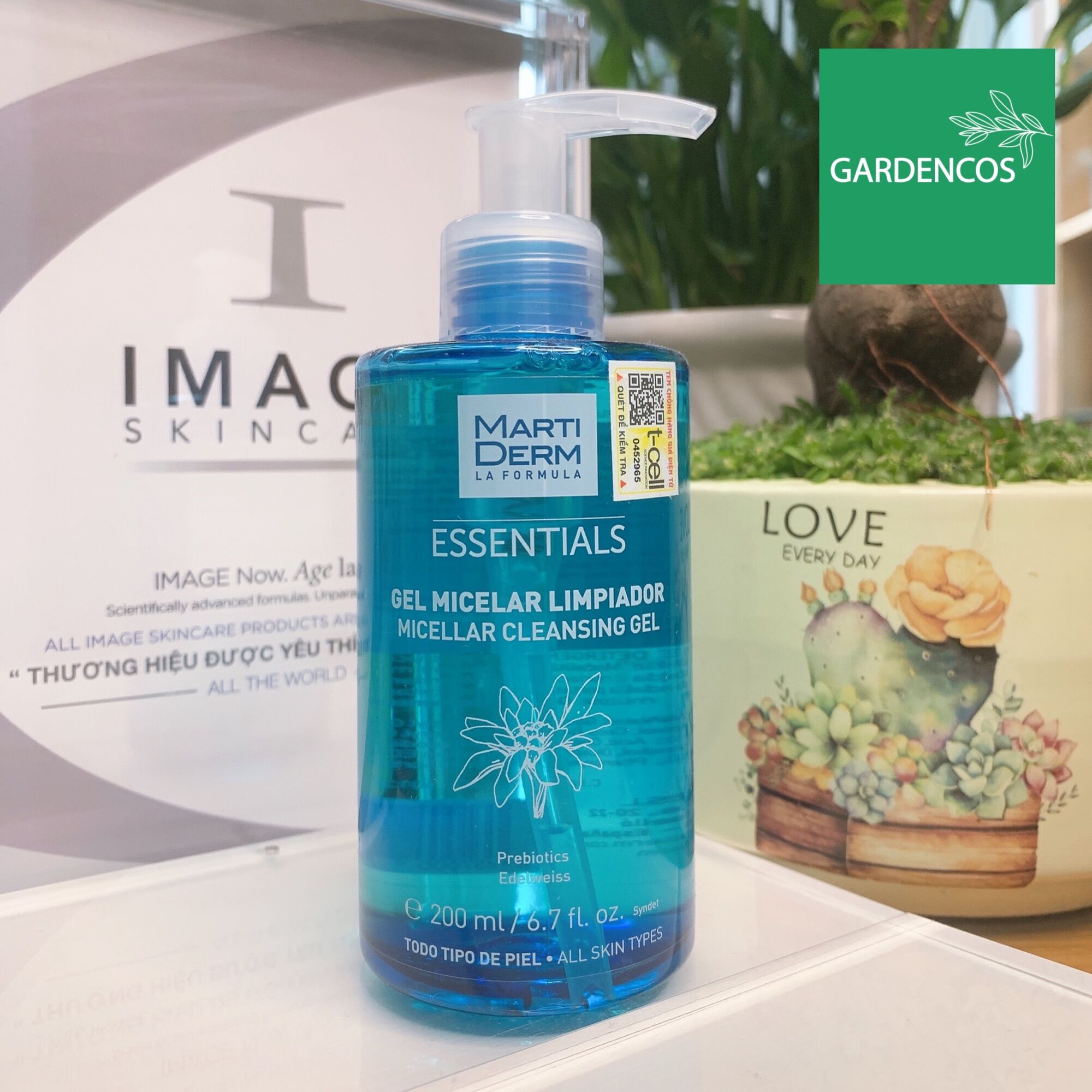Gel Rửa Mặt MartiDerm Essentials Micellar Cleansing Gel
