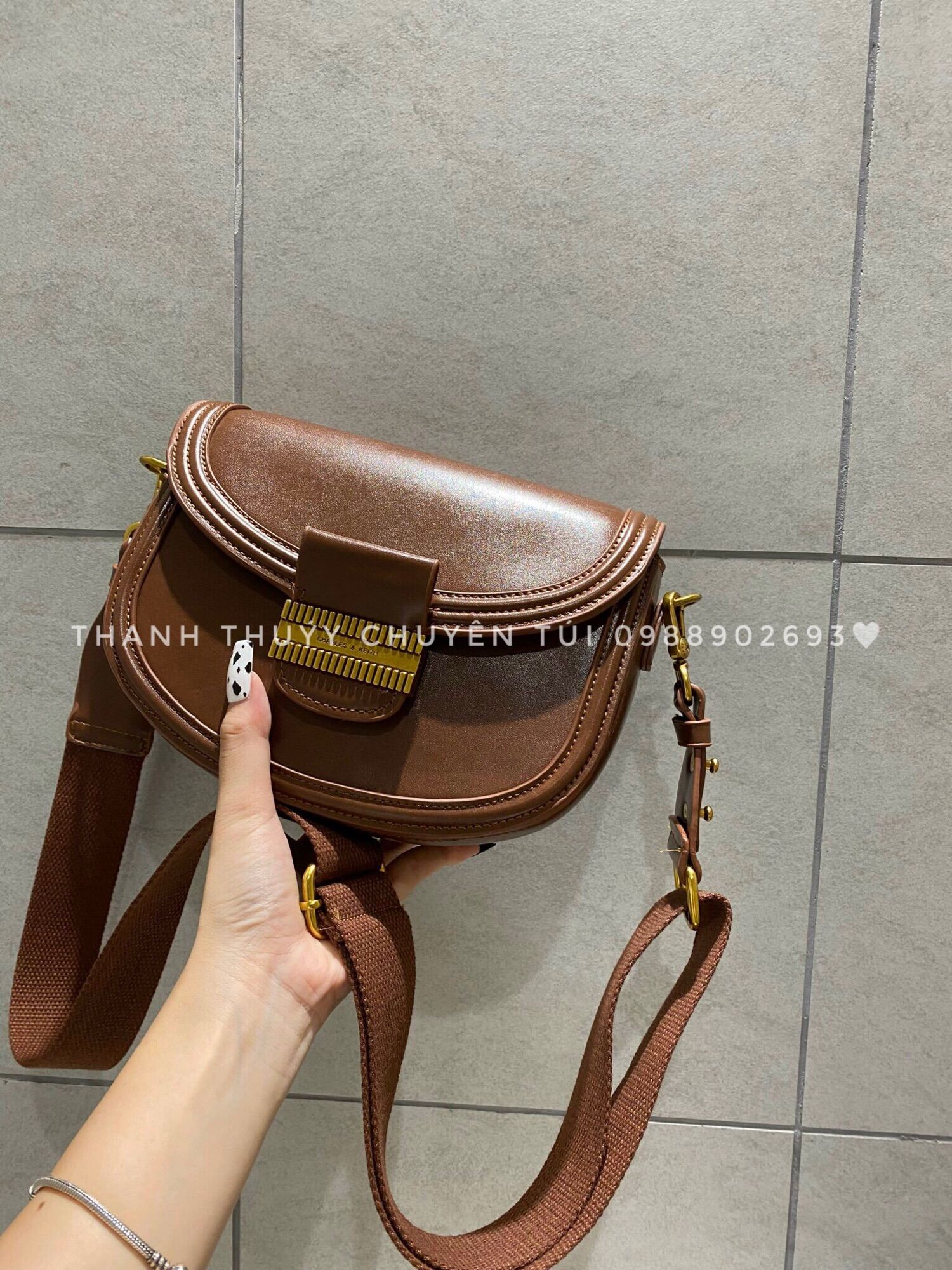 Siêu phẩm túi CK dáng bầu🤍🤎 Ảnh, clip thật