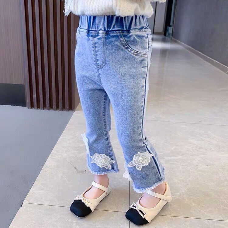 Quần loe siêu sành điệu cho bé