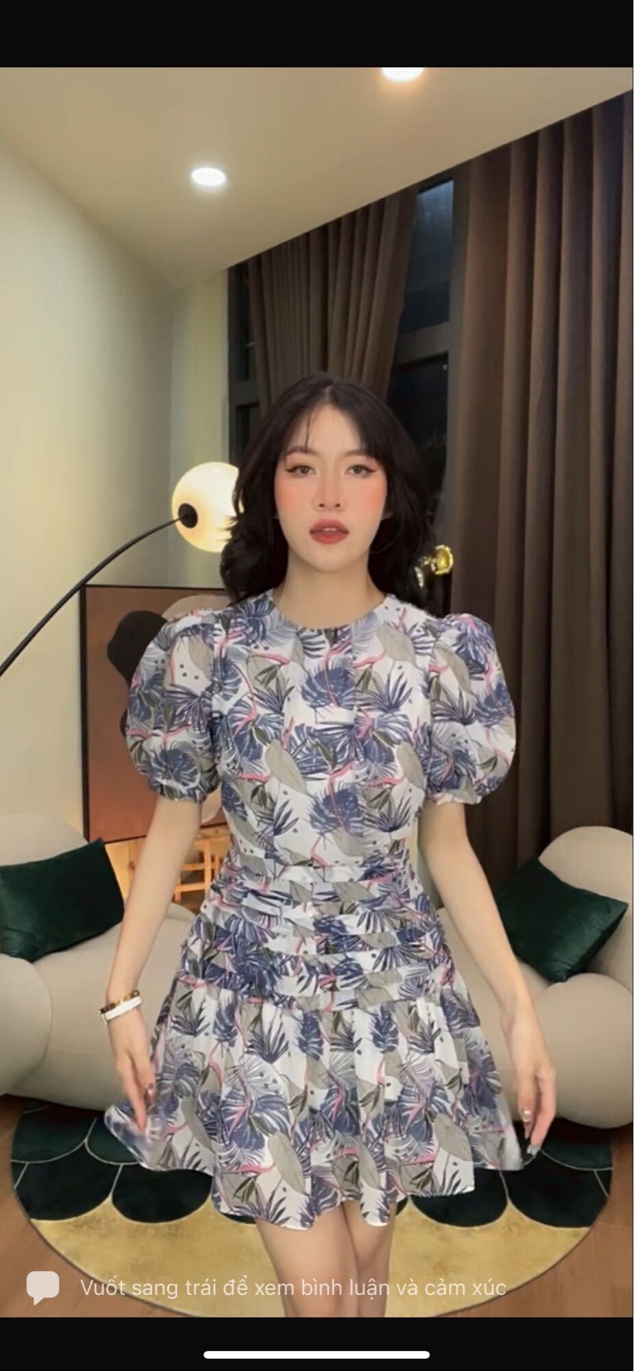 _k38- đầm tay bồng_hoa nền trắng