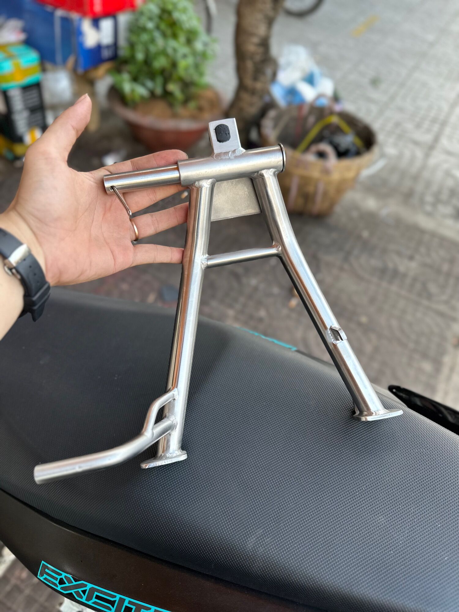 Chống Đứng CN Inox 304 Wave Nhỏ @
