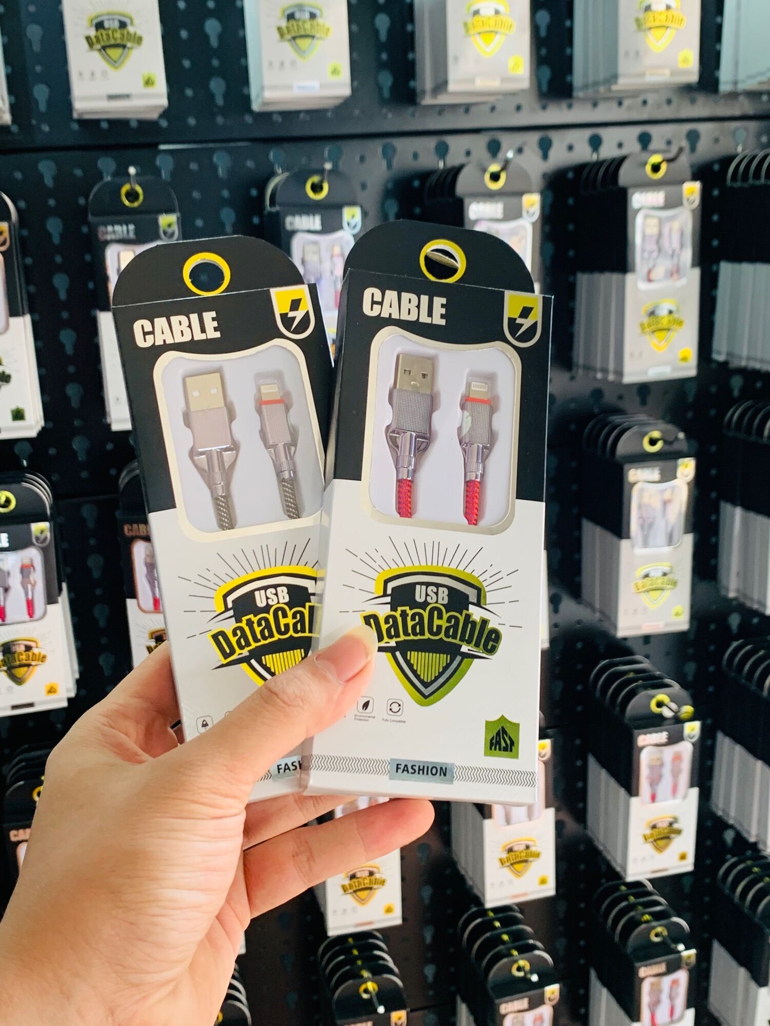 CÁP SẠC NHANH Lightning CABLE BỌC DÙ CHỐNG ĐỨT SIÊU BỀN