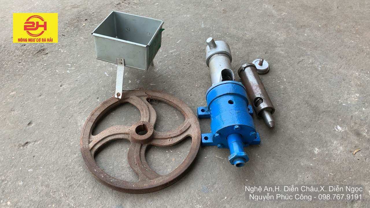 Máy nổ bỏng cối thép