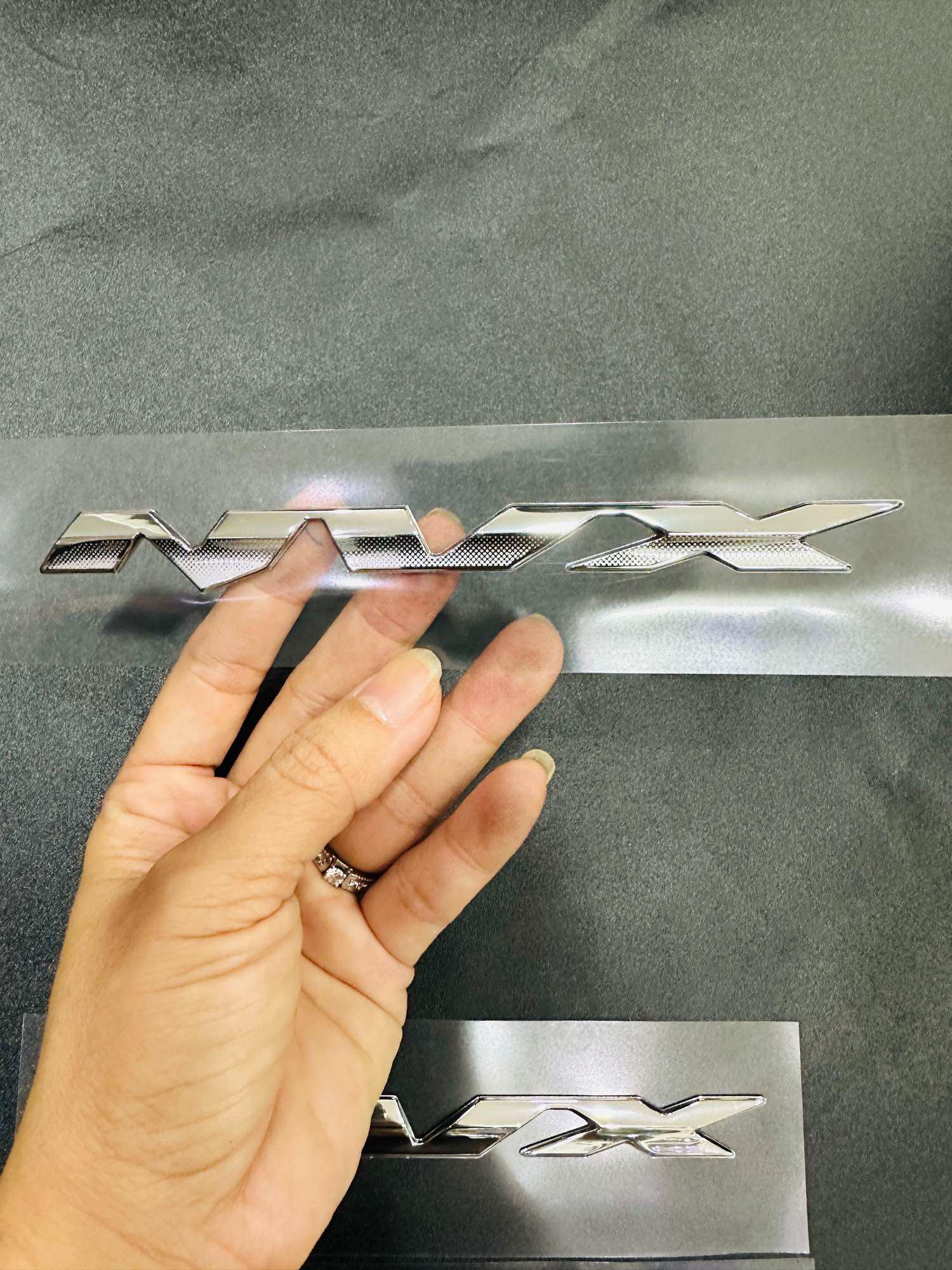 Tem nổi NVX Zin/ giá 1 bên