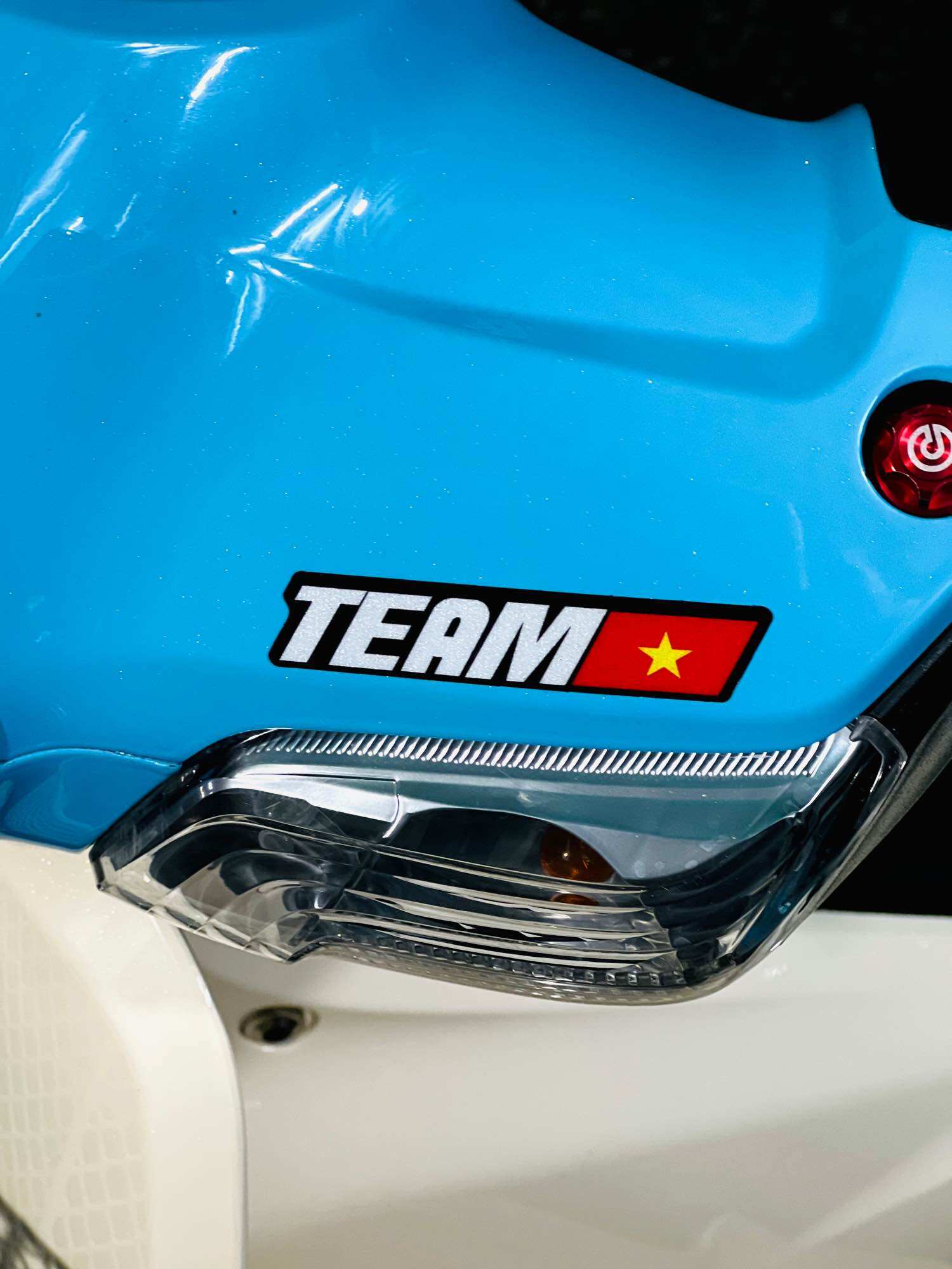 Tem Logo Sticker Chữ Team Phản Quang Dán Trang Trí Xe