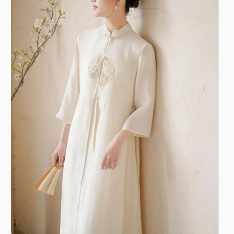 Váy Sườn Xám Thêu Họa Tiết Cổ Điển Phong Cách Trung Hoa, Kiểu Dáng Cổ Điển, Dài Chấm Mắt Cá Chân, Chất Liệu Polyester, Tay Dài, Eo Rộng.