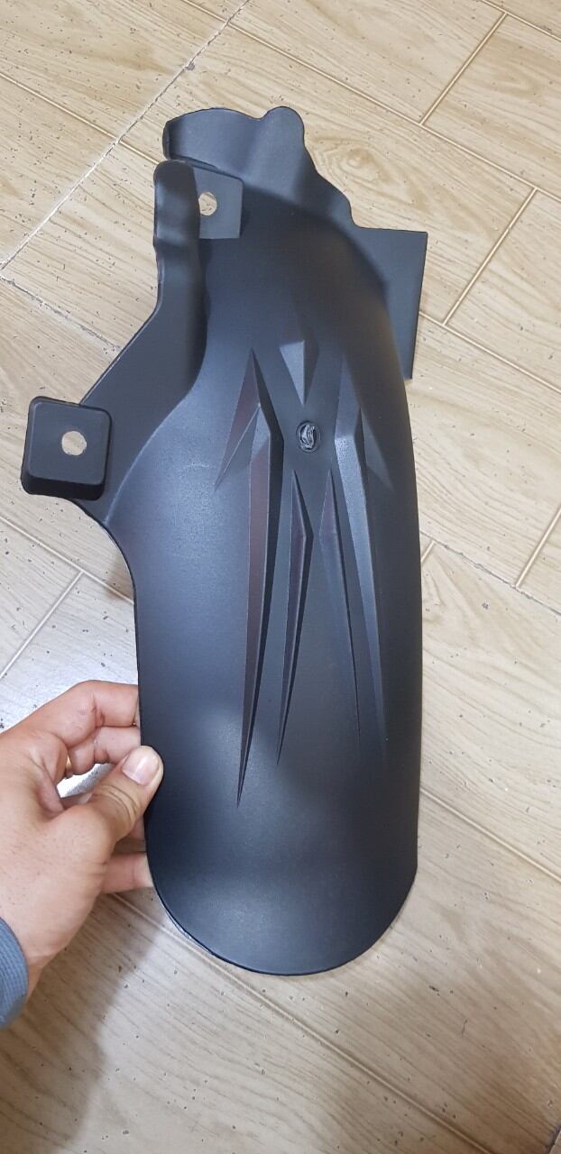 Dè con chắn bùn sau xe vario 160