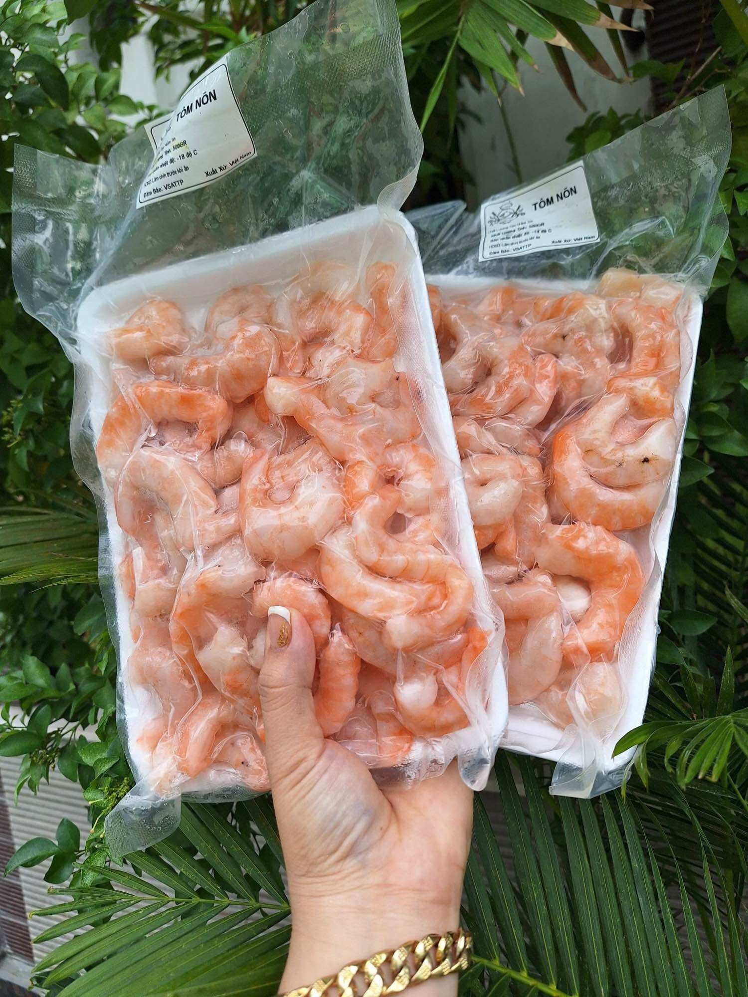 Khay 0,5kg NÕN TÔM TƯƠI bóc sẵn (giao hoả tốc)