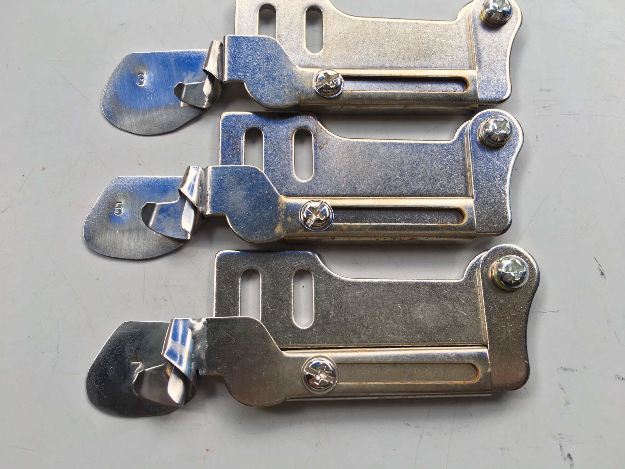 Cữ cuốn lai có 3 size 3li 5li và 7li