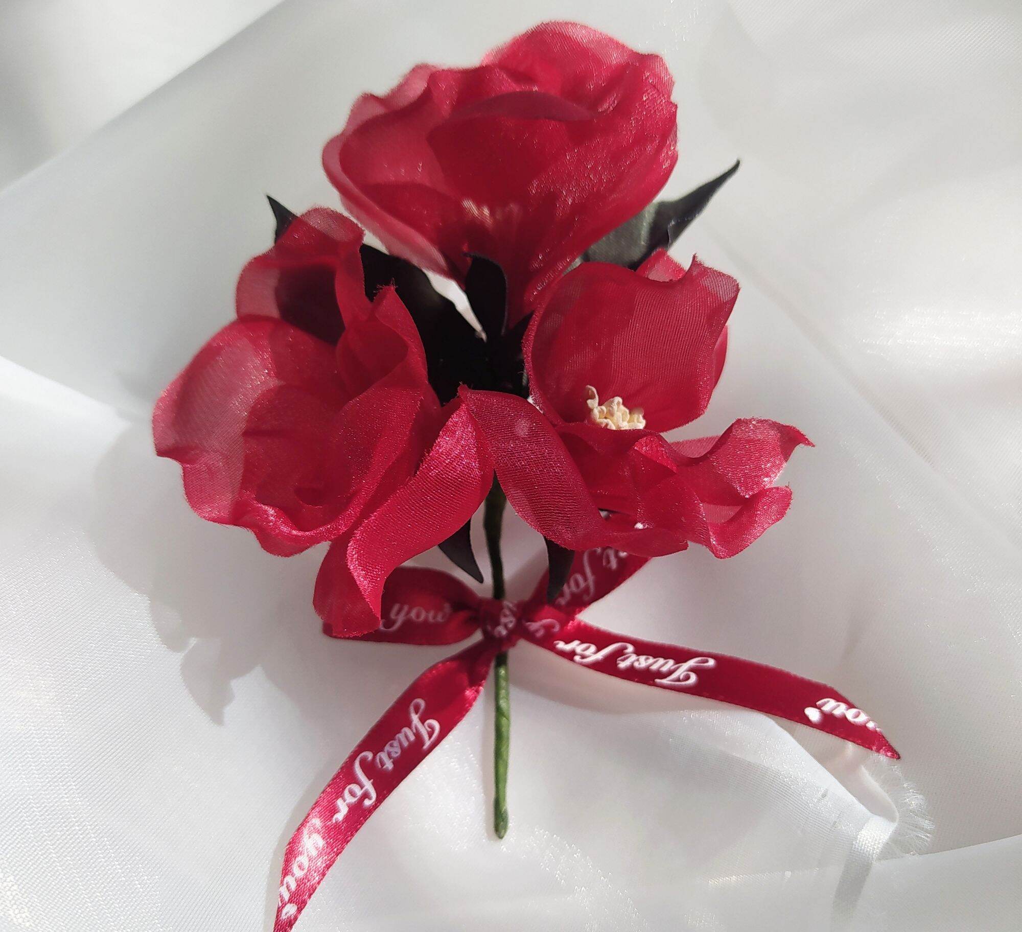 Hoa cài áo handmade màu đỏ, cài áo Canto