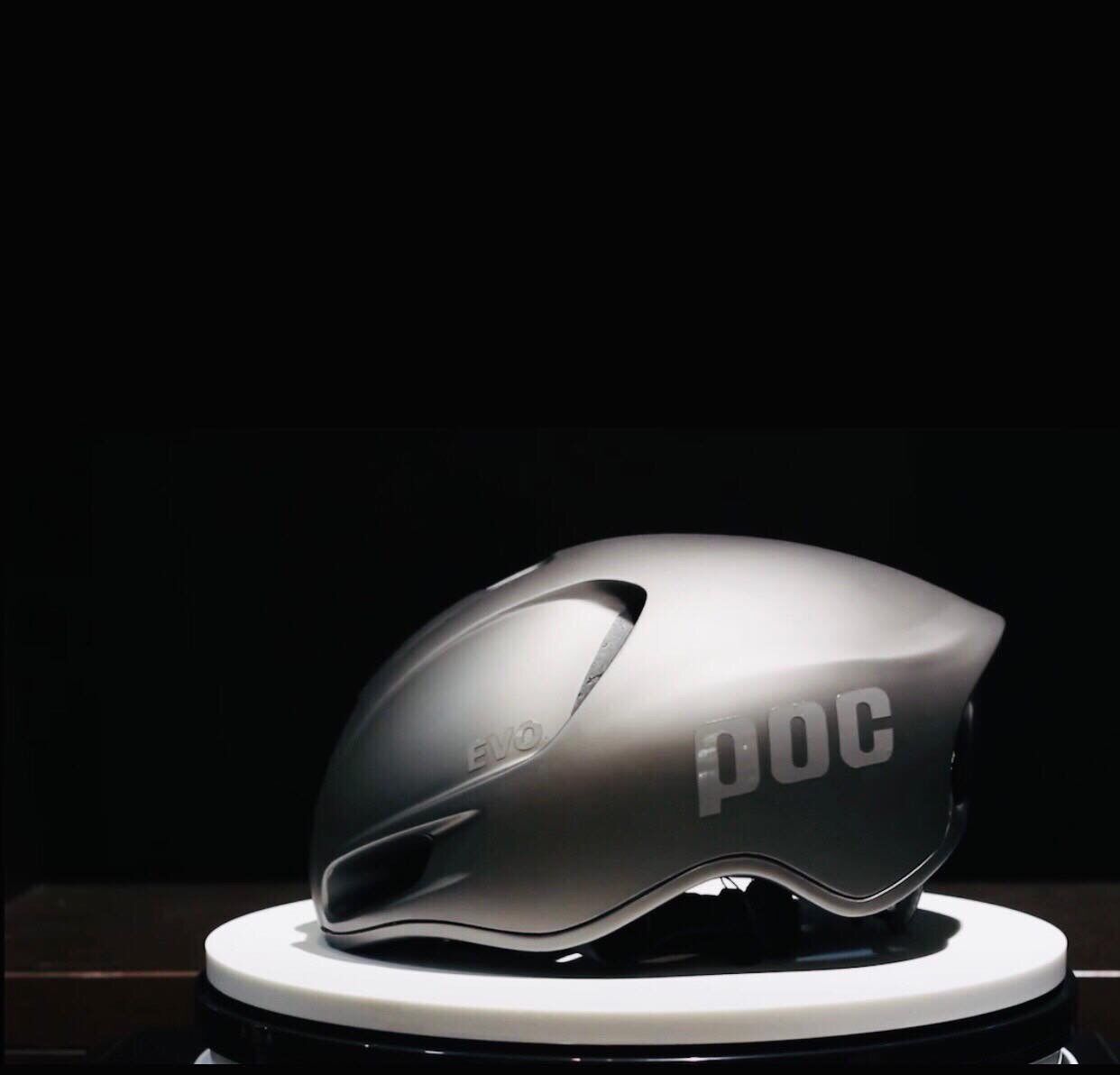 Mũ bảo hiểm thể thao POC EVO