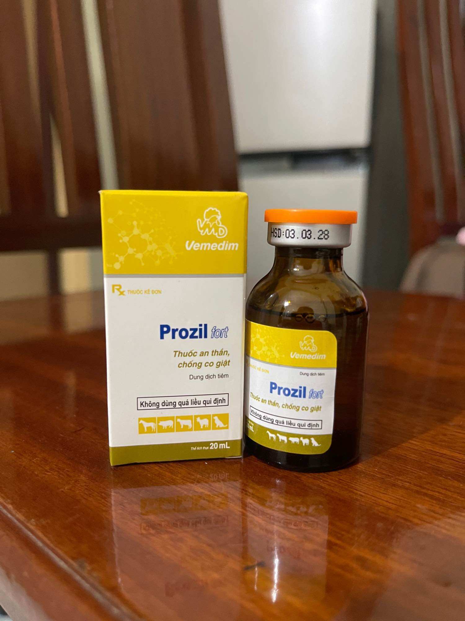 PROZIL fort (20ml) VMD dung dịch tiêm an thân, ngăn nái cắn con cho heo, gia súc