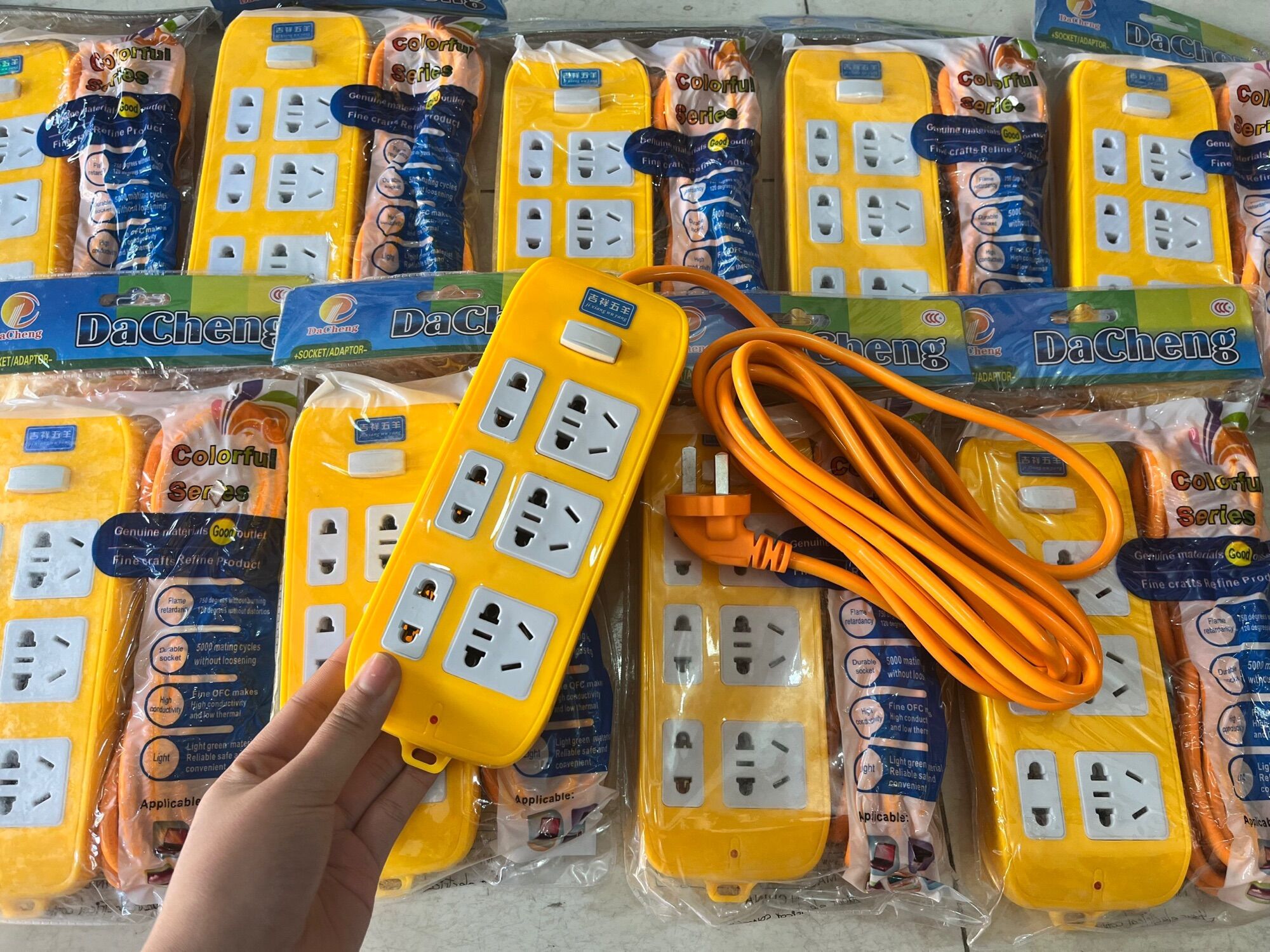 ổ cắm điện chống giật