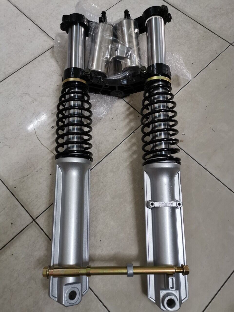 Phuộc 60 ly xe ba gác xe ba bánh