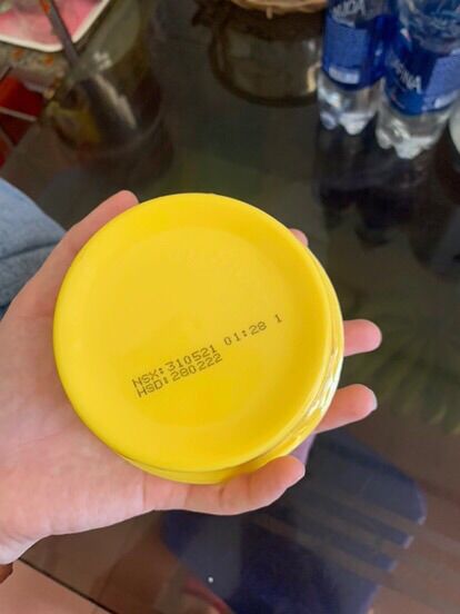 Bơ thực vật Tường An hộp 200 g