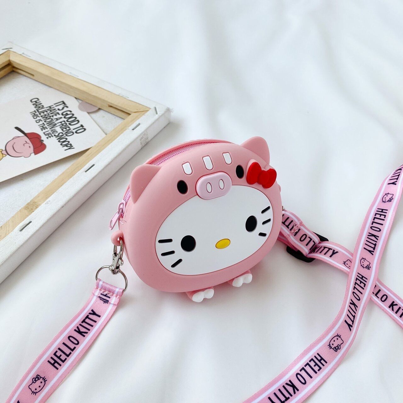 Túi đeo chéo silicon mèo hồng